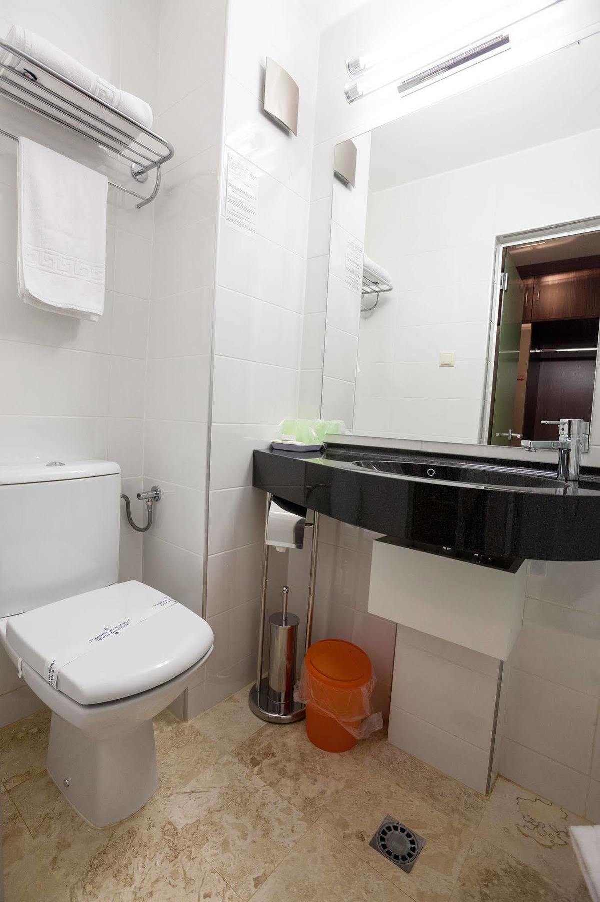 Hotel Nelisse بوخارست المظهر الخارجي الصورة