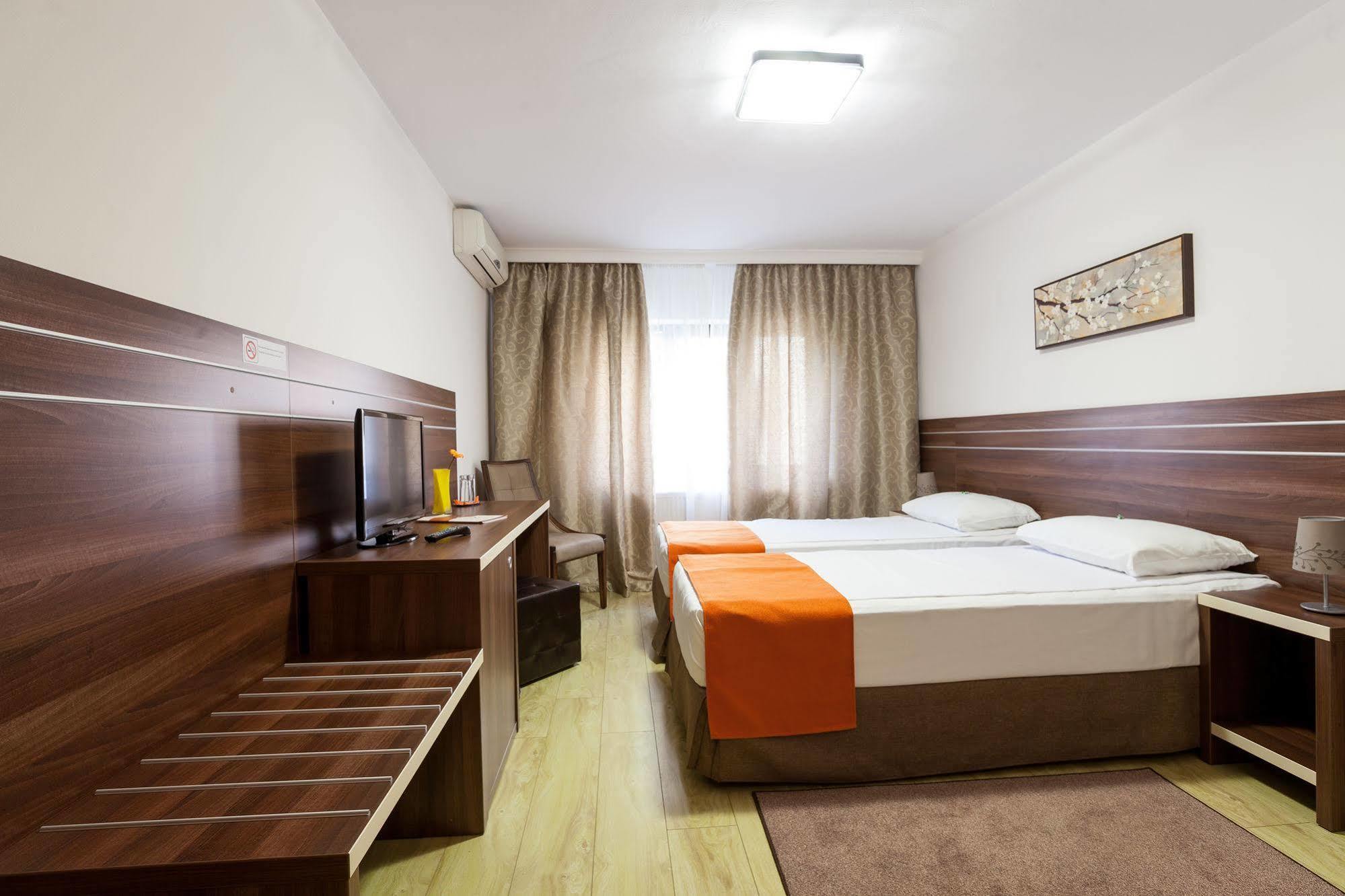 Hotel Nelisse بوخارست المظهر الخارجي الصورة